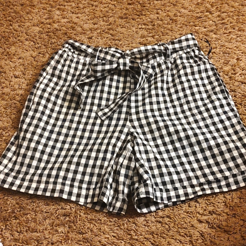 Charlie B women's shorts black/white plaid XS NWT
